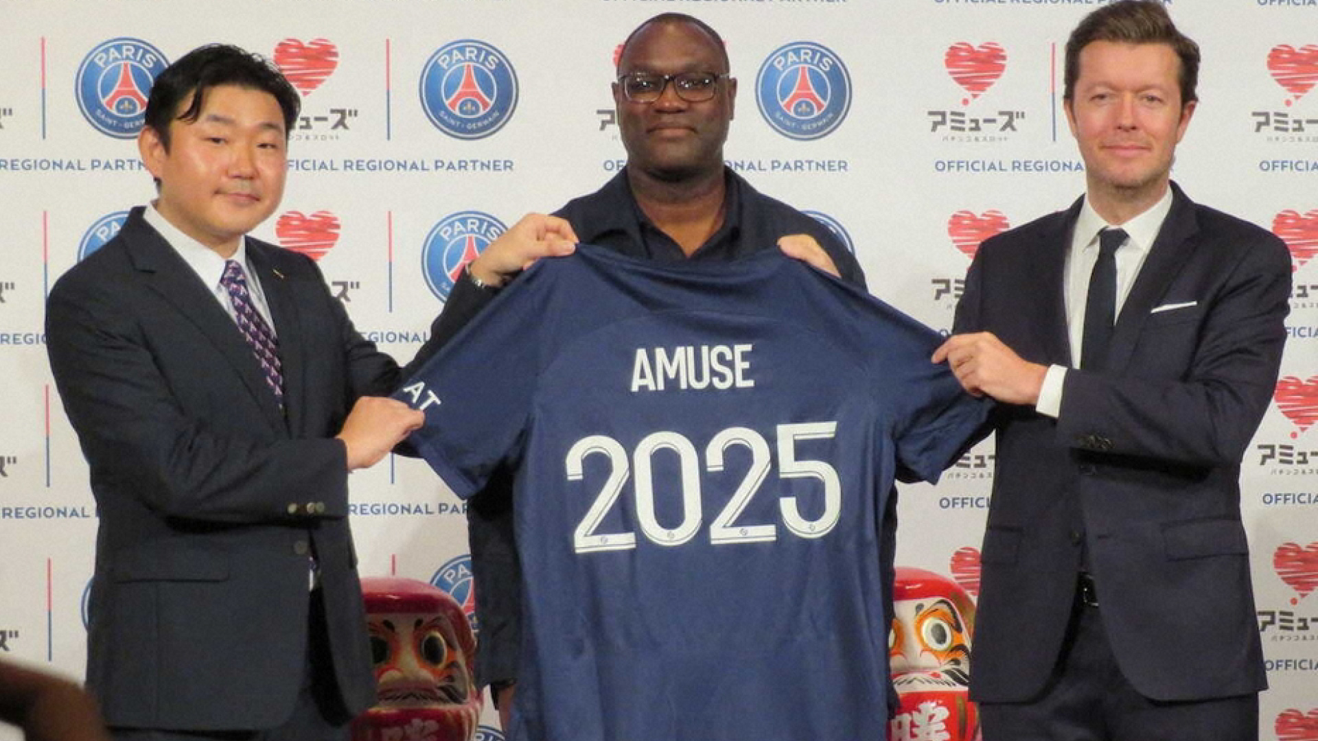 PSGとアミューズの公式リージョナルパートナー 契約締結会見が27日に都内で行われました。